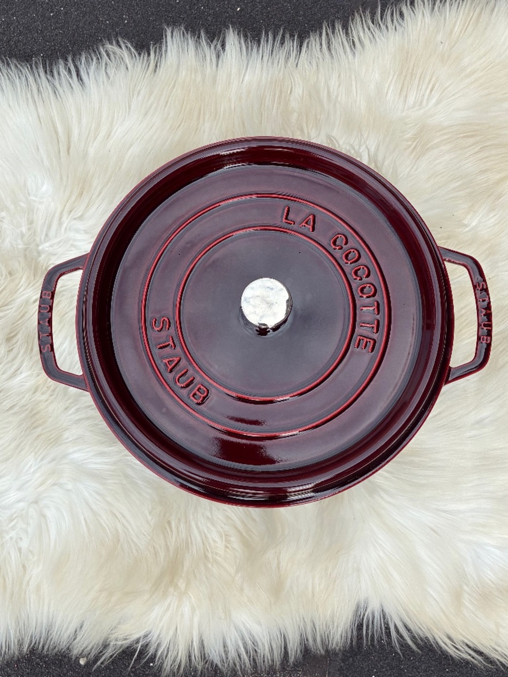 STAUB Cast Iron 7qt Round Cocotte Grenadine